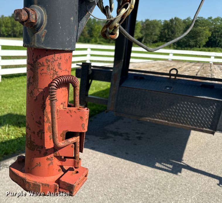 image for item OF9783 2010 Load-Master equipment trailer