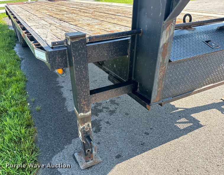 image for item OF9783 2010 Load-Master equipment trailer