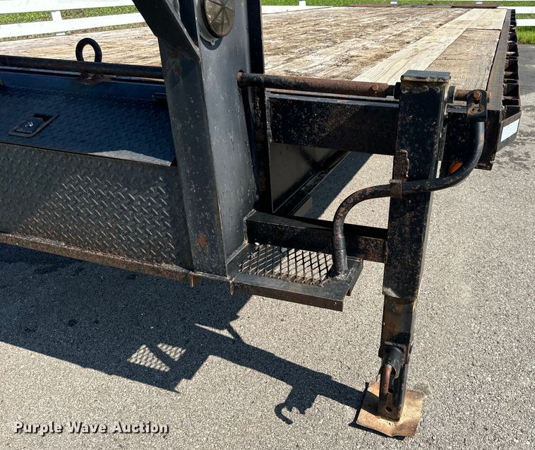 image for item OF9783 2010 Load-Master equipment trailer