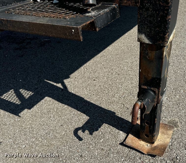 image for item OF9783 2010 Load-Master equipment trailer