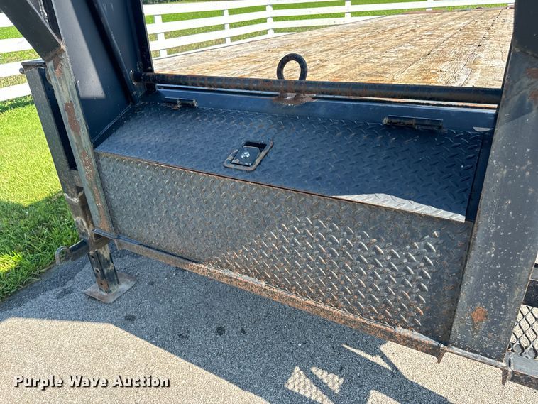 image for item OF9783 2010 Load-Master equipment trailer