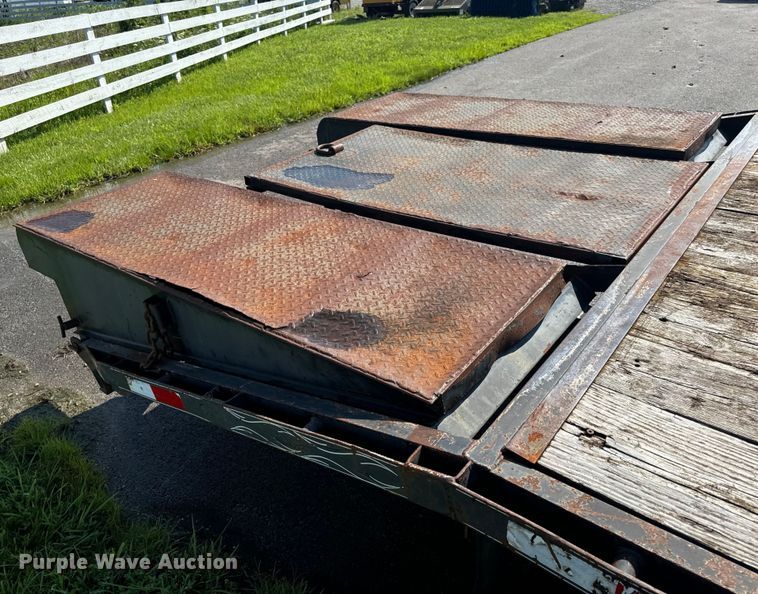 image for item OF9783 2010 Load-Master equipment trailer