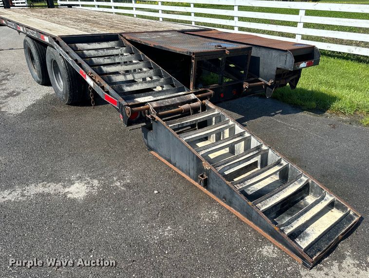 image for item OF9783 2010 Load-Master equipment trailer