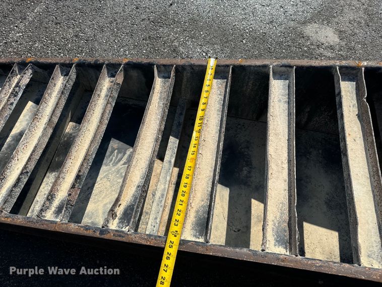 image for item OF9783 2010 Load-Master equipment trailer