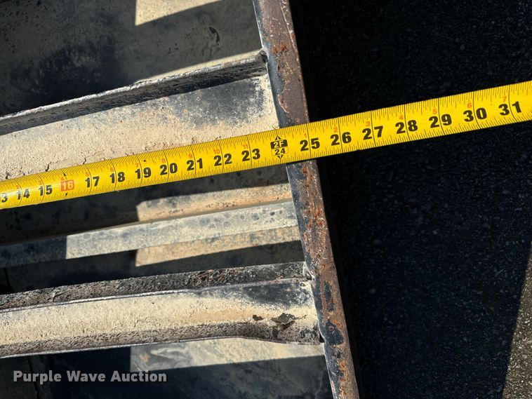 image for item OF9783 2010 Load-Master equipment trailer