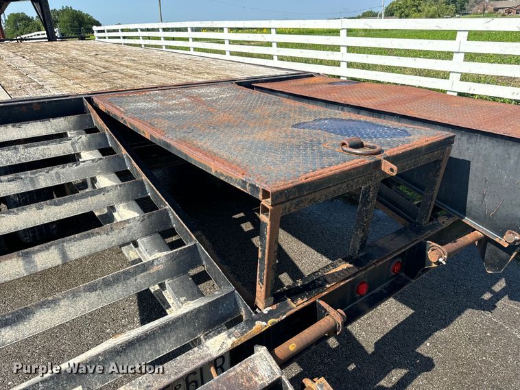 image for item OF9783 2010 Load-Master equipment trailer