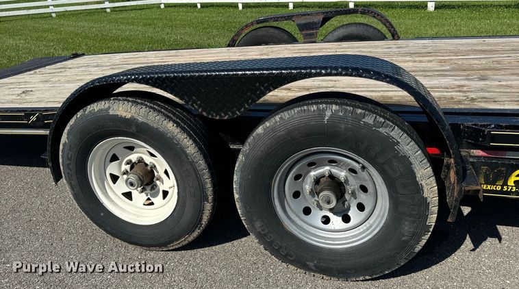 image for item OF9784 2020 Maxwell tilt deck equipment trailer