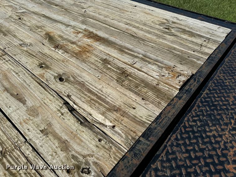 image for item OF9784 2020 Maxwell tilt deck equipment trailer