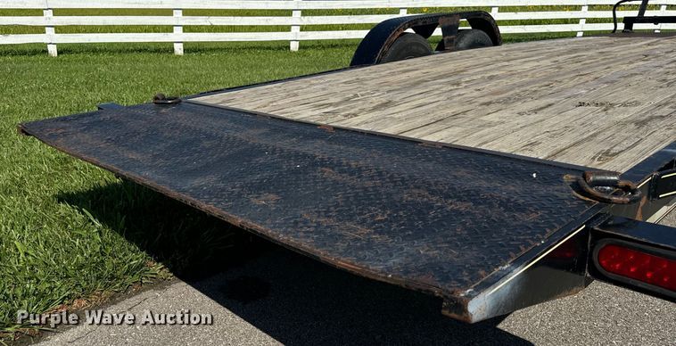 image for item OF9784 2020 Maxwell tilt deck equipment trailer