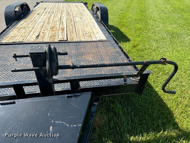 image for item OF9784 2020 Maxwell tilt deck equipment trailer