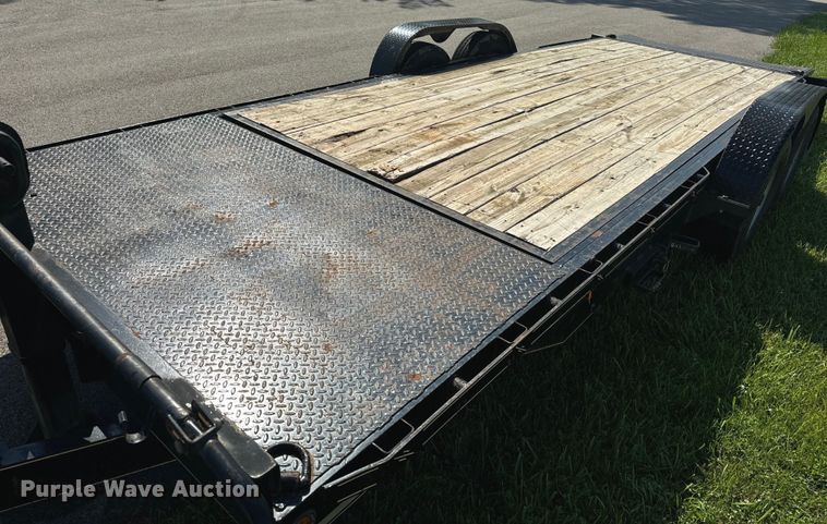 image for item OF9784 2020 Maxwell tilt deck equipment trailer