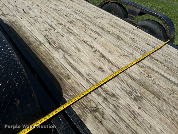 image for item OF9784 2020 Maxwell tilt deck equipment trailer