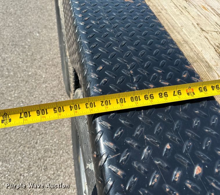 image for item OF9784 2020 Maxwell tilt deck equipment trailer