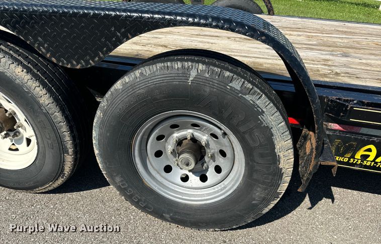 image for item OF9784 2020 Maxwell tilt deck equipment trailer