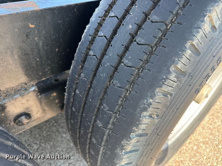 image for item OF9784 2020 Maxwell tilt deck equipment trailer