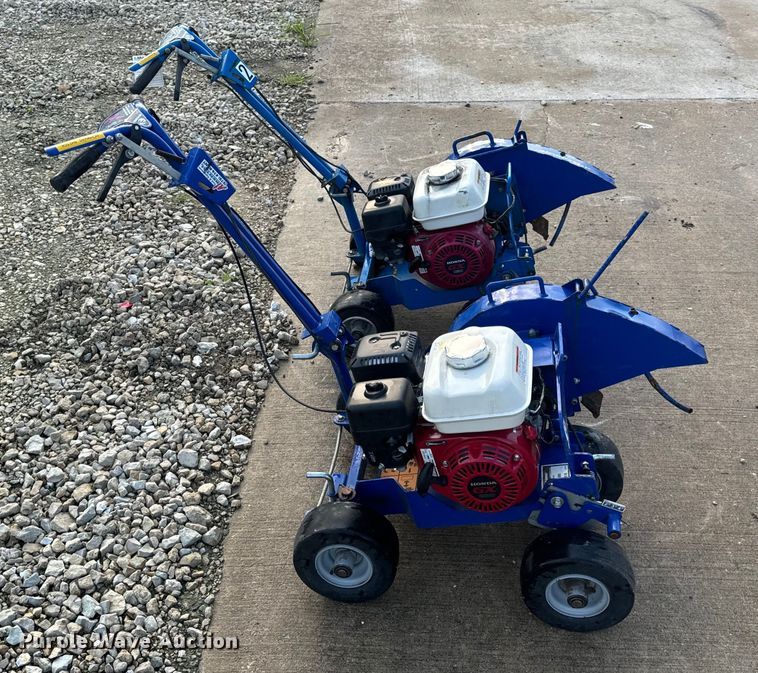 image for item OF9786 Lawn equipment 