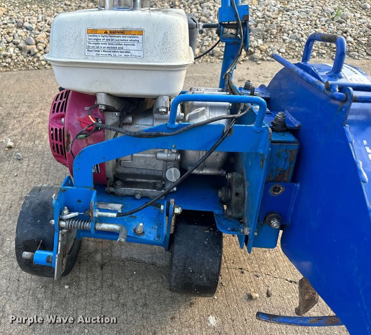 image for item OF9786 Lawn equipment 