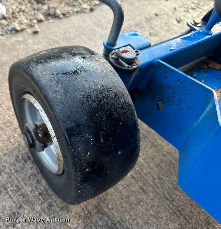 image for item OF9786 Lawn equipment 