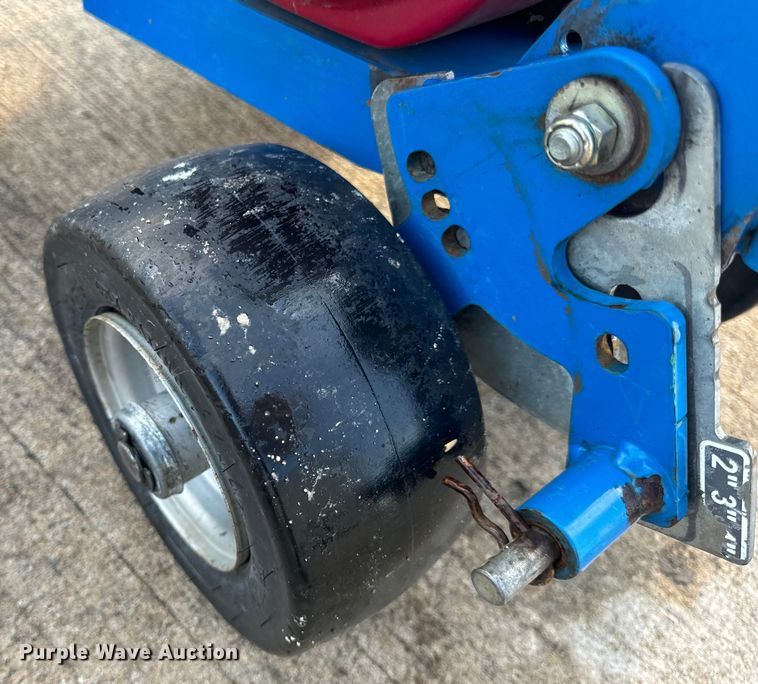 image for item OF9786 Lawn equipment 