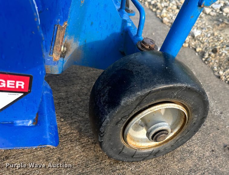 image for item OF9786 Lawn equipment 