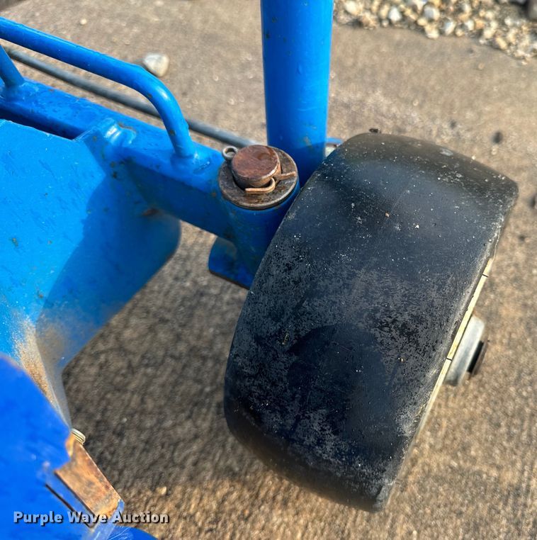 image for item OF9786 Lawn equipment 