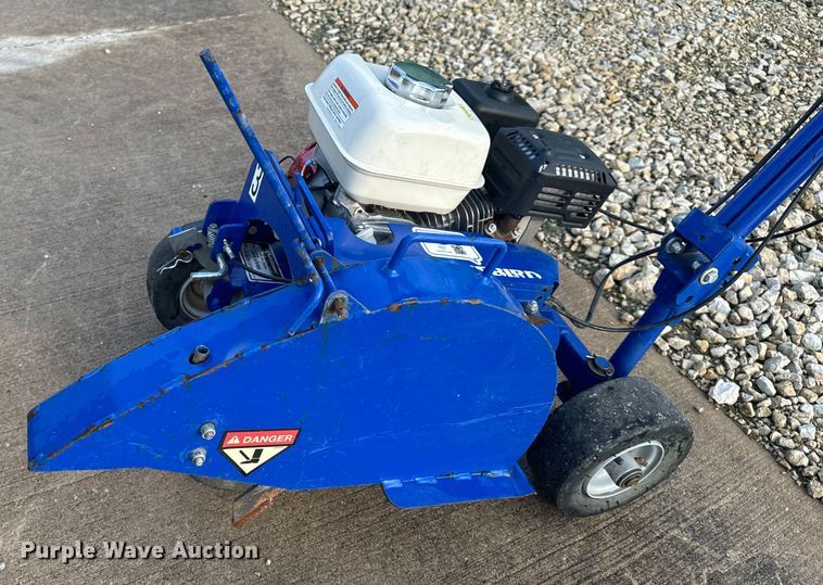 image for item OF9786 Lawn equipment 