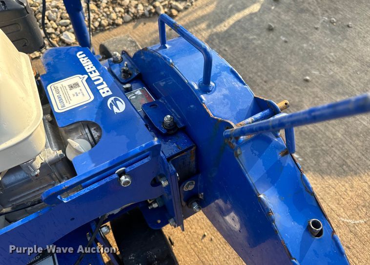 image for item OF9786 Lawn equipment 