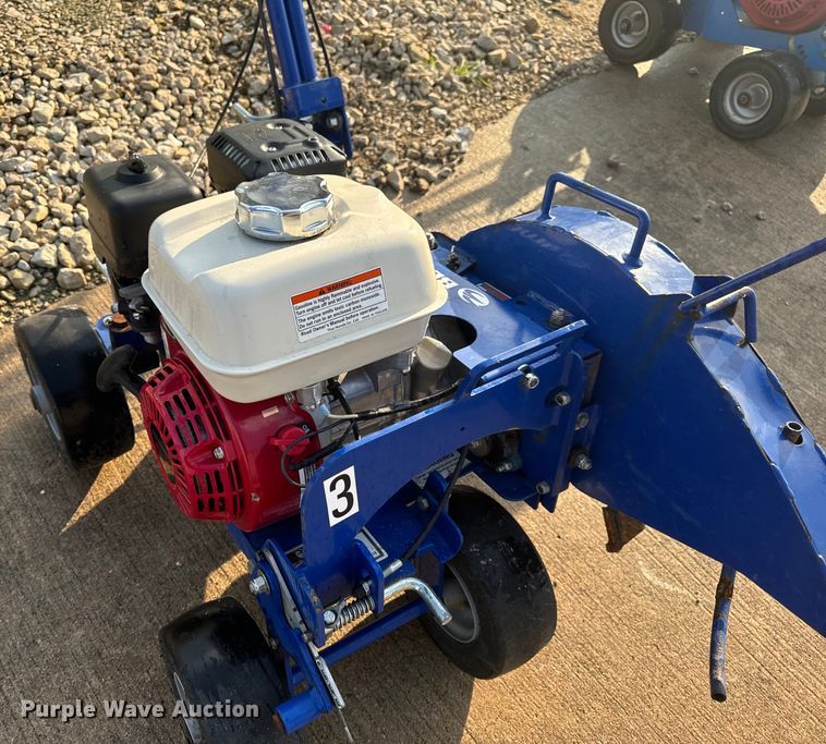 image for item OF9786 Lawn equipment 