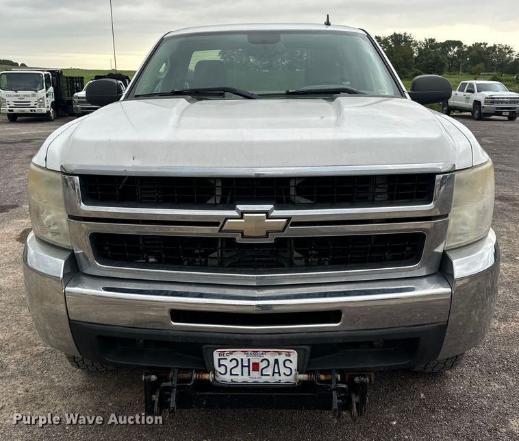 image for item OF9799 2007 Chevrolet  Silverado 2500HD pickup truck