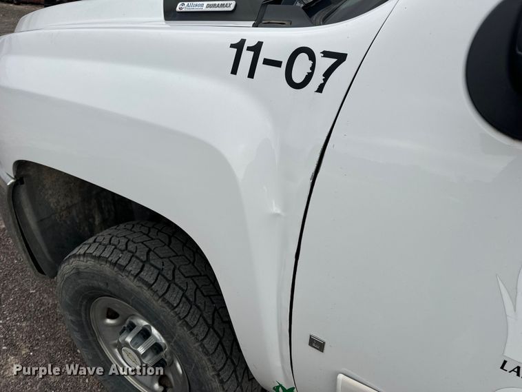 image for item OF9799 2007 Chevrolet  Silverado 2500HD pickup truck