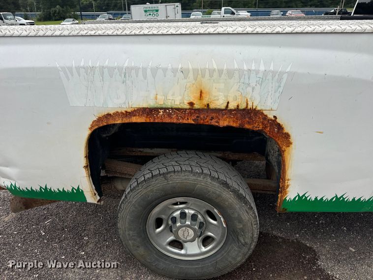 image for item OF9799 2007 Chevrolet  Silverado 2500HD pickup truck