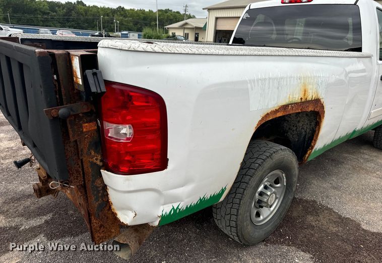 image for item OF9799 2007 Chevrolet  Silverado 2500HD pickup truck