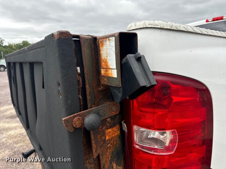 image for item OF9799 2007 Chevrolet  Silverado 2500HD pickup truck