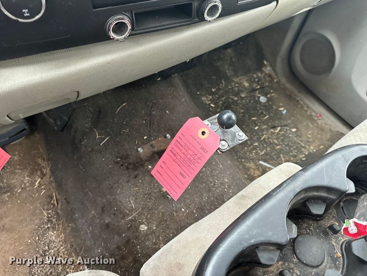 image for item OF9799 2007 Chevrolet  Silverado 2500HD pickup truck