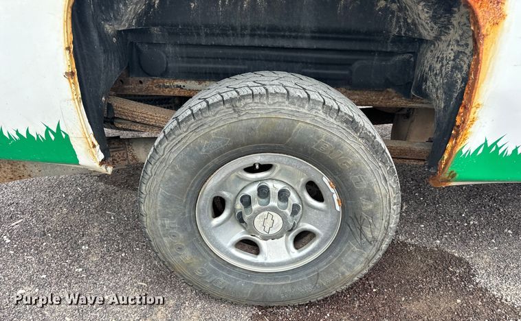 image for item OF9799 2007 Chevrolet  Silverado 2500HD pickup truck