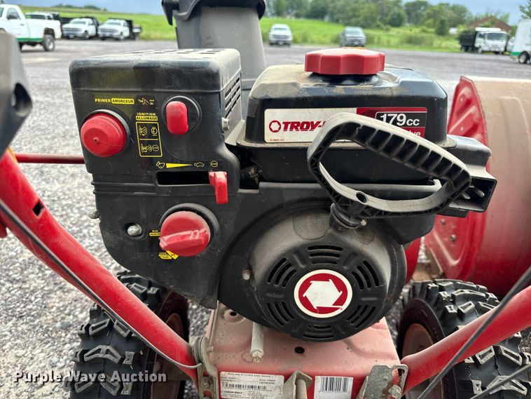 image for item OF9802 (3) Troy-Bilt Snow Storm 24