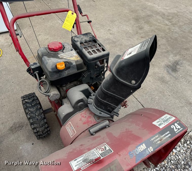 image for item OF9803 (4) Troy-Bilt Storm 24