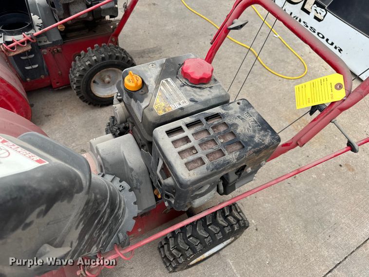 image for item OF9803 (4) Troy-Bilt Storm 24