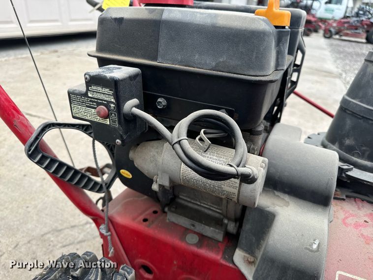 image for item OF9803 (4) Troy-Bilt Storm 24