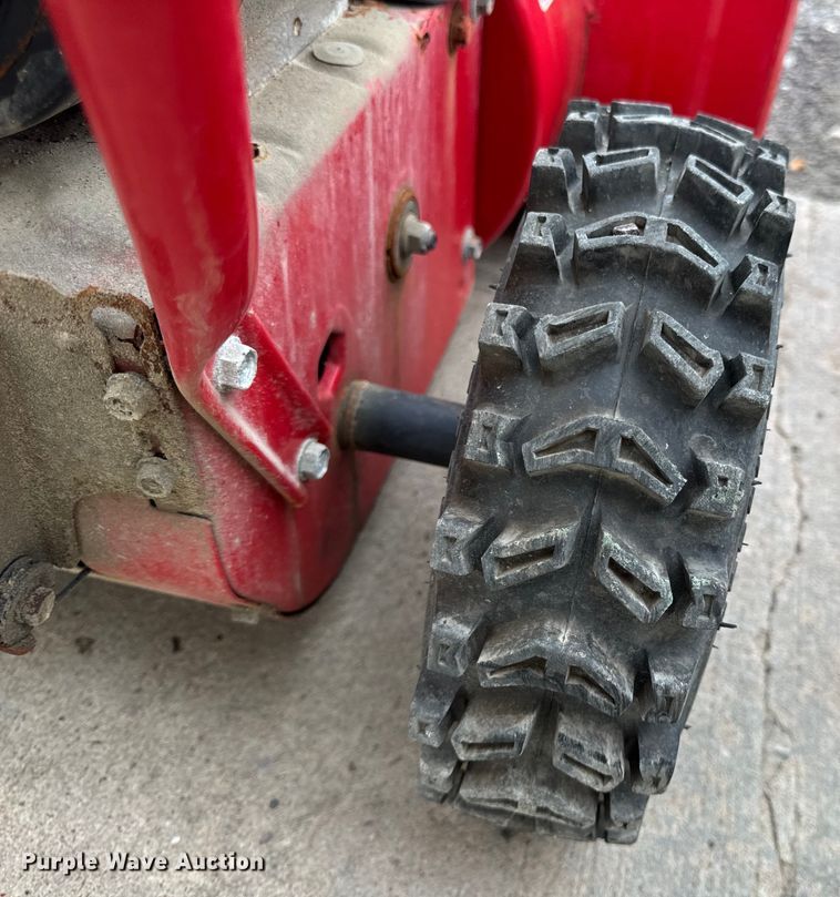 image for item OF9803 (4) Troy-Bilt Storm 24