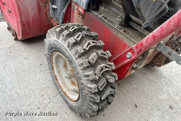 image for item OF9803 (4) Troy-Bilt Storm 24