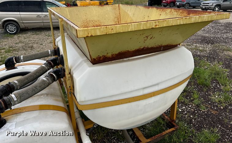 image for item OF9807 Turbo Turf brine mixing tank