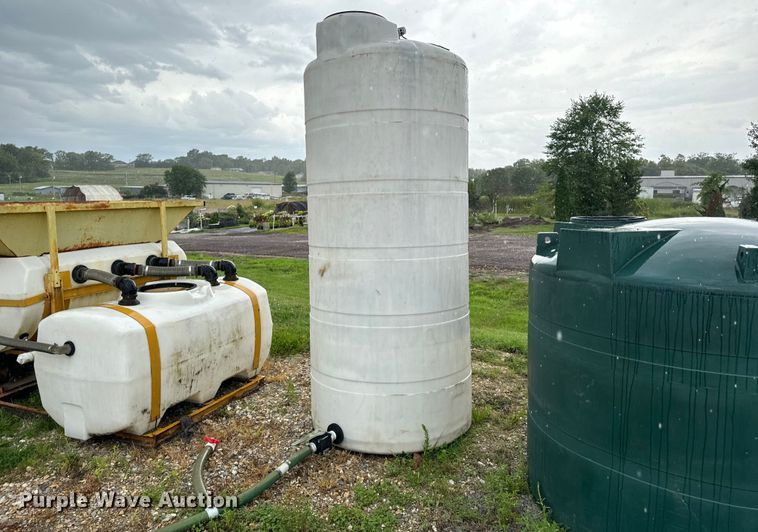 image for item OF9807 Turbo Turf brine mixing tank