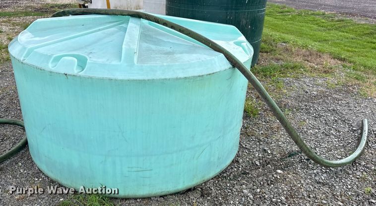 image for item OF9807 Turbo Turf brine mixing tank