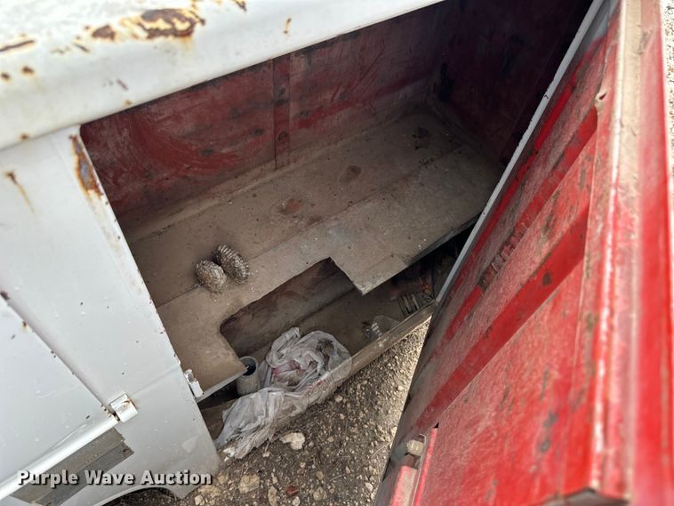 image for item OL9666 Utility bed