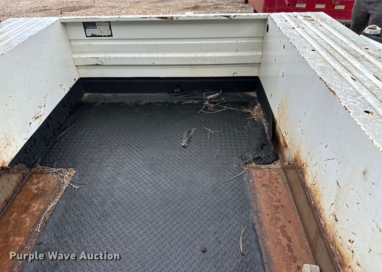 image for item OL9666 Utility bed