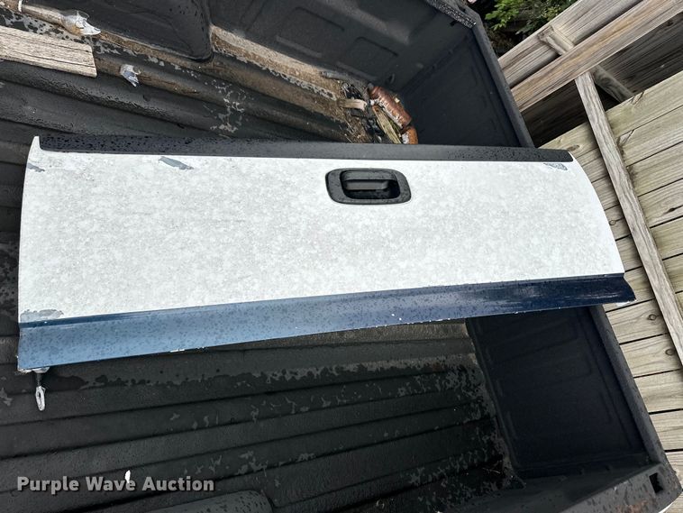 image for item OL9667 Chevrolet pickup truck bed