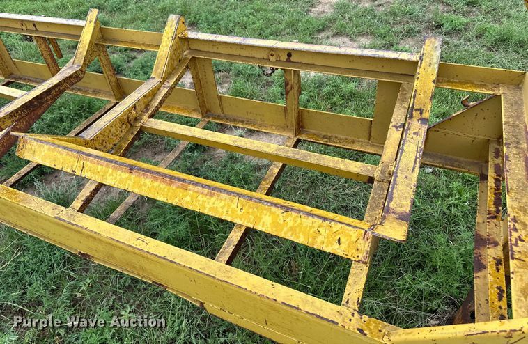 image for item OL9668 Hay bale trailer