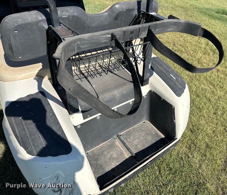 image for item OL9682 EZ-Go Textron TXT golf cart