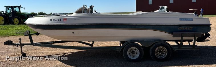 image for item OL9684 1993 Galaxie boat